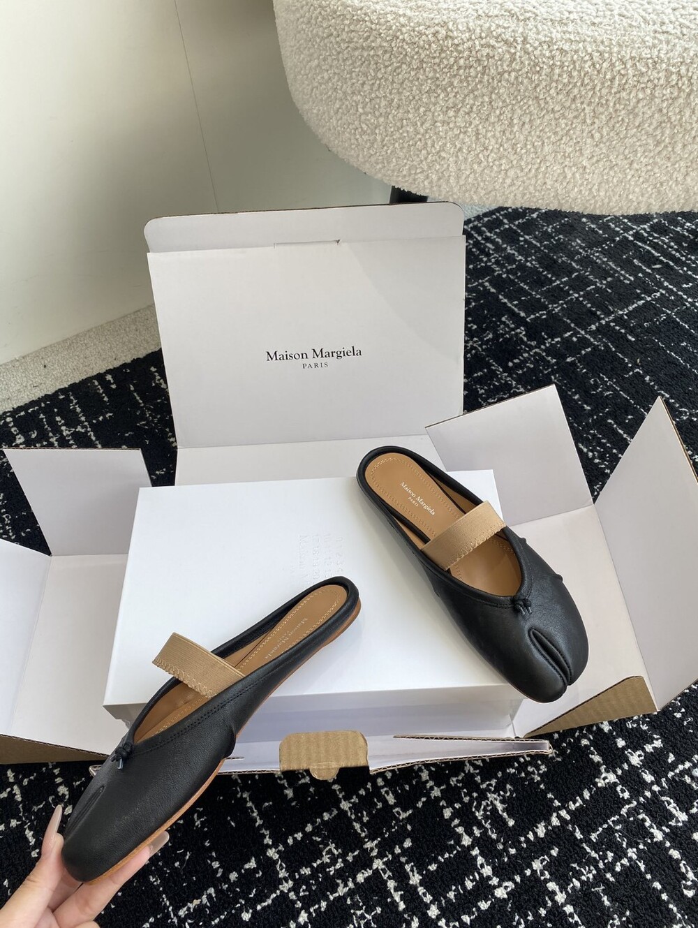 Maison Margiela Mary Jane Split-Toe Mules - Picture 5 of 8